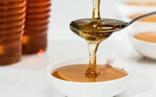 Quels sont les bienfaits du miel sur les cheveux ?